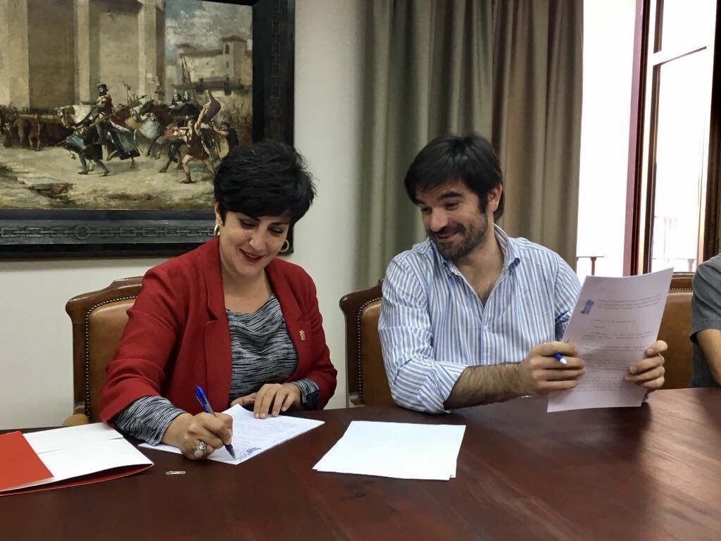 Firmado un convenio que garantiza la financiación del Conservatorio Fernando Remacha